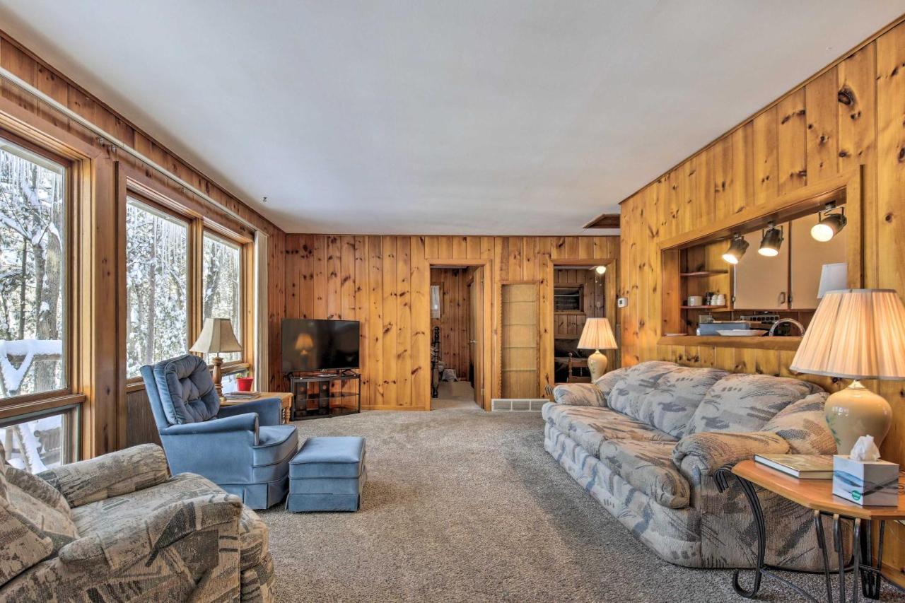 Serene Woodruff Cottage Lakefront Access! Exterior foto